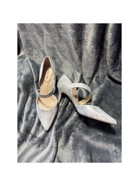NWOT Lifestride “Suki” Silver Pumps Size 11W 2.75” Heel Futuristic Chic; Retro